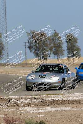 media/May-01-2022-CalClub SCCA (Sun) [[03a481c204]]/Group 5/Qualifying (I5)/